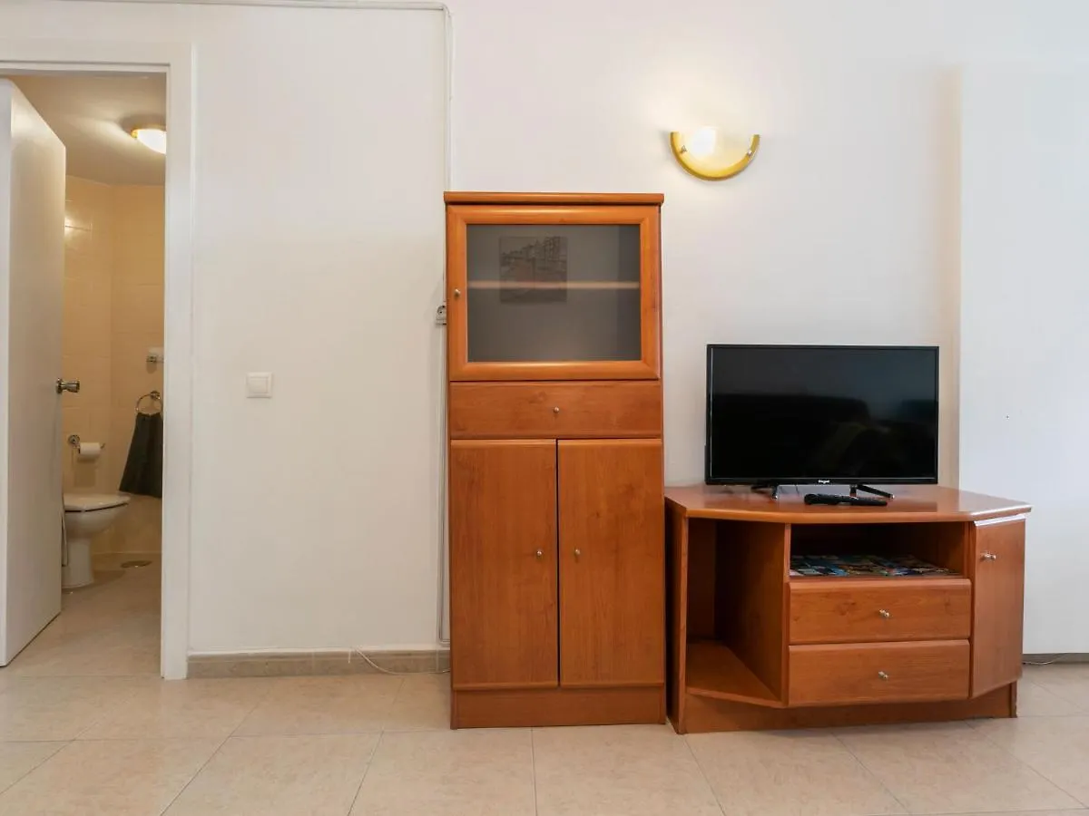 Pleasant Holiday Home In Torremolinos With Beach Nearby 0*,  İspanya