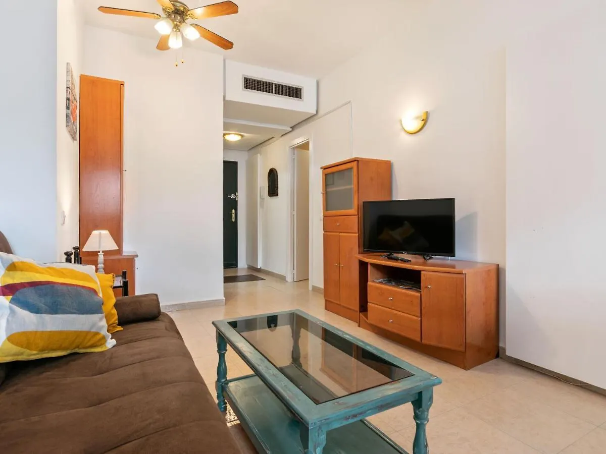 Pleasant Holiday Home In Torremolinos With Beach Nearby İspanya
